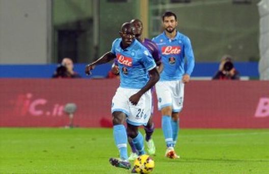 Albiol-Koulibaly (foto: ilnapolista.it) Albiol-Koulibaly (foto: ilnapolista.it)
