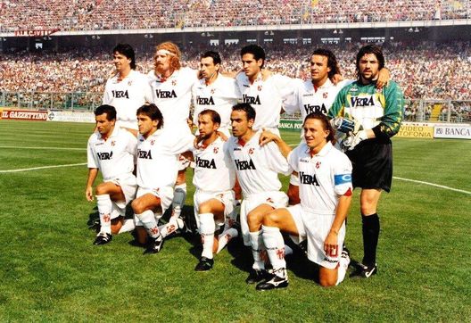 OLTRE i 90′ | La magia dei nomi sulle maglie- immagine 2