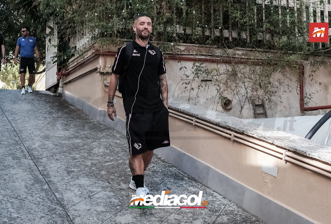 FOTO RITIRO PALERMO, i rosanero di Baldini arrivano in palestra (Gallery) - immagine 12