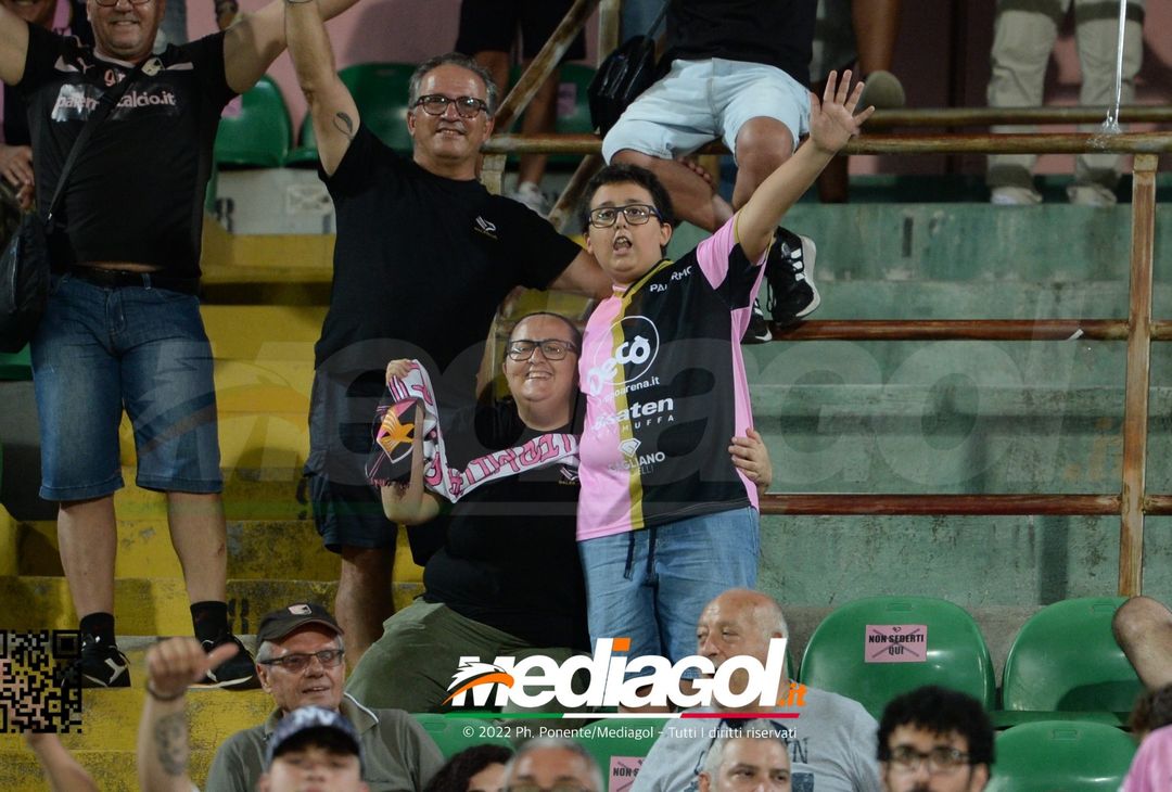 FOTOTIFO, Palermo-Ascoli 2-3: i tifosi allo stadio “Renzo Barbera” (Gallery) - immagine 32