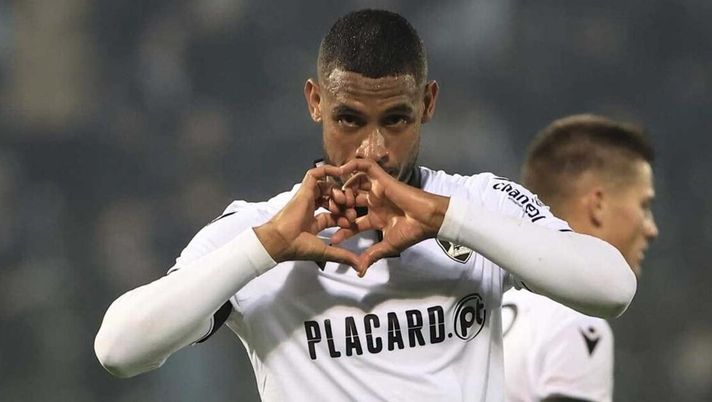 Verona, incredibile: all’ultimo non depositato il contratto di André Silva! - immagine 1