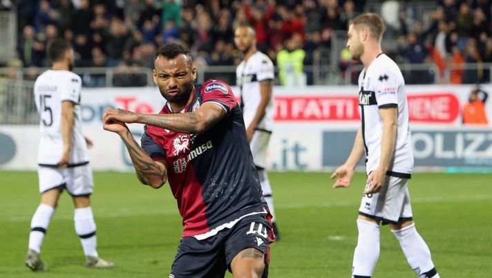 CAGLIARI, ITALY - FEBRUARY 01: Joao Pedro of Cagliari celebrates his goal 1-0 during the Serie A match between Cagliari Calcio and Parma Calcio at Sardegna Arena on February 1, 2020 in Cagliari, Italy. (Photo by Enrico Locci/Getty Images) CAGLIARI, ITALY - FEBRUARY 01: Joao Pedro of Cagliari celebrates his goal 1-0 during the Serie A match between Cagliari Calcio and Parma Calcio at Sardegna Arena on February 1, 2020 in Cagliari, Italy. (Photo by Enrico Locci/Getty Images)