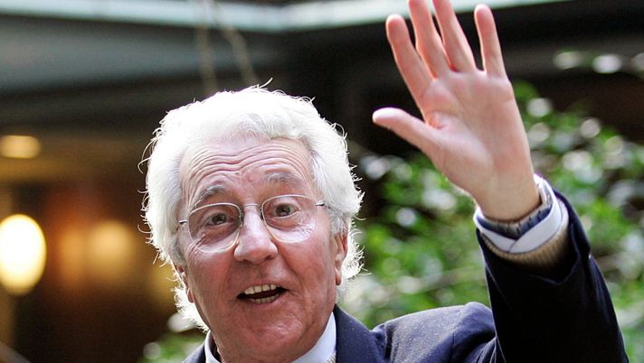 Pino Caruso: “Zamparini non degno di stare a Palermo, sono umiliato. La colpa è dei palermitani che gli consentono tutto” Pino Caruso: “Zamparini non degno di stare a Palermo, sono umiliato. La colpa è dei palermitani che gli consentono tutto”