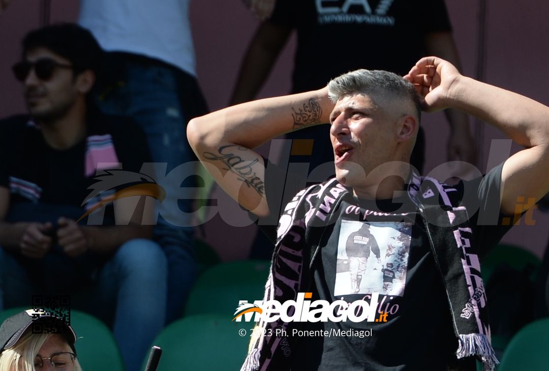 FOTOTIFO Palermo-Spal 2-1, gli scatti ai tifosi al “Renzo Barbera” (GALLERY) - immagine 56