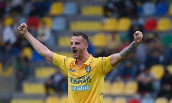 Federico Gatti nella foto di Spazio Bologna Frosinone, tutti su Federico Gatti: Napoli e Bologna permettendo, sarà derby Toro-Juve…- immagine 3
