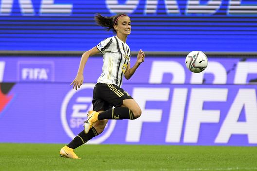 Bonansea in azione con la maglia della Juventus Bonansea in azione con la maglia della Juventus