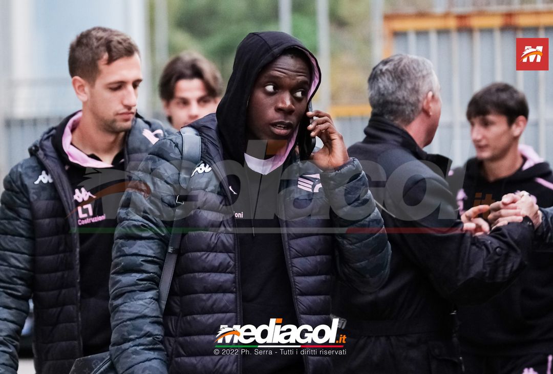 FOTO Spal-Palermo, i rosanero in partenza dallo stadio “Renzo Barbera” (Gallery) - immagine 39