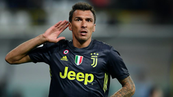 Milan, Mandzukic arriva stasera a Milano: domani le visite mediche