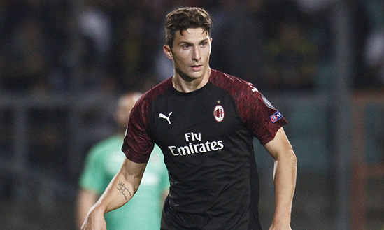  Mattia Caldara, difensore del Milan (credits: acmilan.com) 