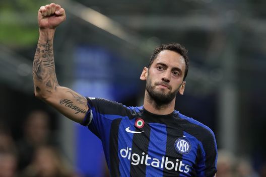 Inter, fissato l’appuntamento con l’agente di Calhanoglu. Rinnovo? Sì, ma a cifre diverse- immagine 2