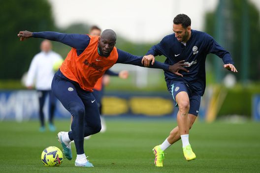 Inter, Bergomi: “Ad oggi c’è una favorita, il City. Guardiola? Ci ho parlato e…”- immagine 2