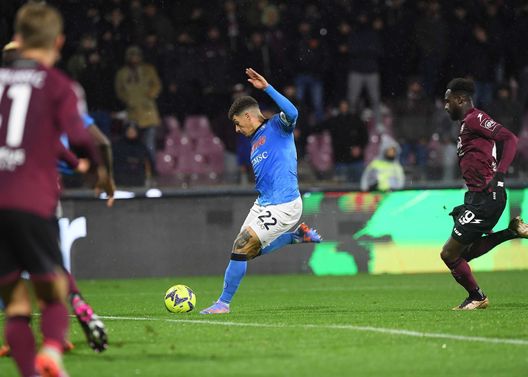 Giovanni Di Lorenzo (Photo by SSC NAPOLI/SSC NAPOLI via Getty Images) Di Lorenzo, il capitano coraggioso che guida il Napoli esaltato dai quotidiani- immagine 2