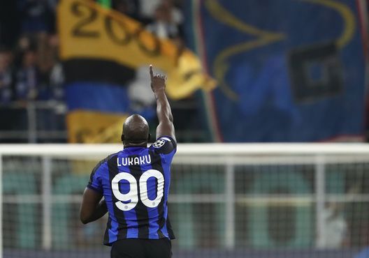 (Photo by Marco Luzzani/Getty Images) lukaku inter