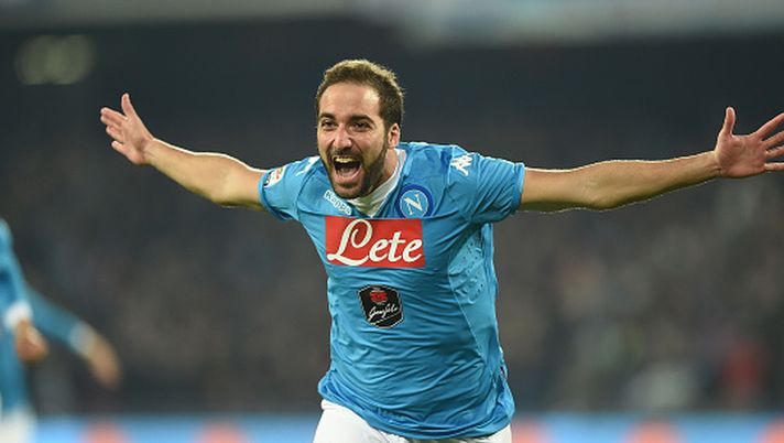 Serie A: Napoli-Sassuolo, le formazioni ufficiali. Sarri schiera il tridente d’attacco Serie A: Napoli-Sassuolo, le formazioni ufficiali. Sarri schiera il tridente d’attacco