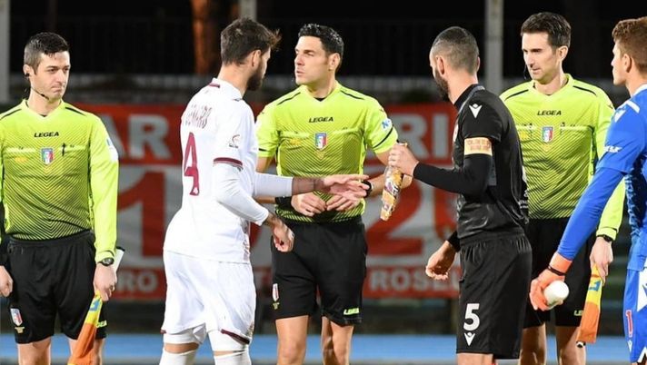 Prima dell'inizio del derby allo stadio Zecchini di Grosseto, dal profilo Instagram del Livorno calcio 