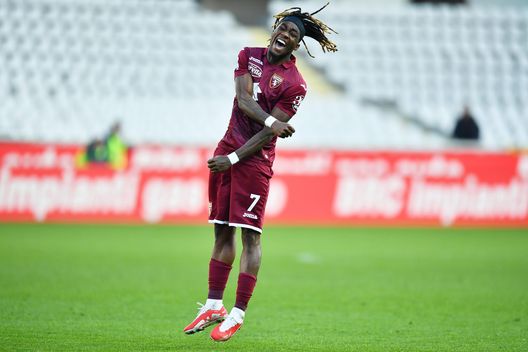 TURIN, ITALY - FEBRUARY 05: Yann Karamoh of Torino FC celebrates after scoring the team's first goal during the Serie A match between Torino FC and Udinese Calcio at Stadio Olimpico di Torino on February 05, 2023 in Turin, Italy. (Photo by Valerio Pennicino/Getty Images)