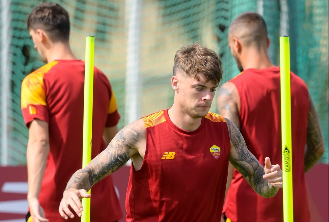 Roma in campo in Portogallo per l’allenamento mattutino – FOTO GALLERY - immagine 19