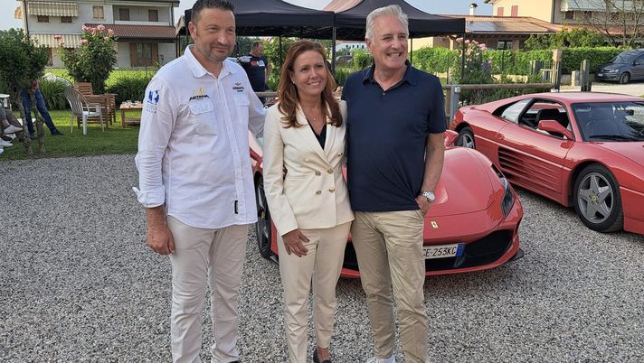 Motori in Piazzola, sfilata di auto e moto all’insegna della beneficenza - immagine 1