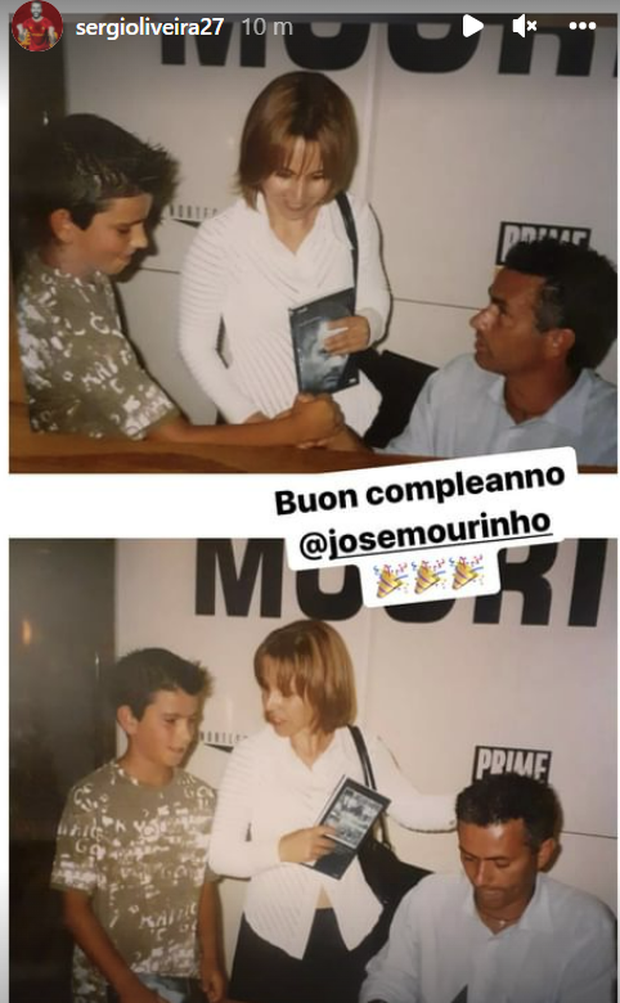 Roma, gli auguri di Abraham a Mourinho: “Il numero uno al mondo”- immagine 4