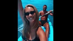 VIDEO / Viky Varga e Pellè: che spasso in canoa!