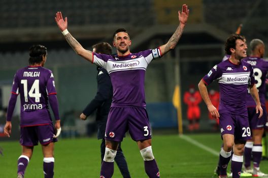 GERMOGLI PH: 17 GENNAIO 2022 FIRENZE STADIO ARTEMIO FRANCHI CAMPIONATO SERIE A TIM 2021/2022 FIORENTINA VS GENOA NELLA FOTO ESULTANZA GOL BIRAGHI Biraghi, il capitano dai pochi sorrisi ma tanto lavoro- immagine 2
