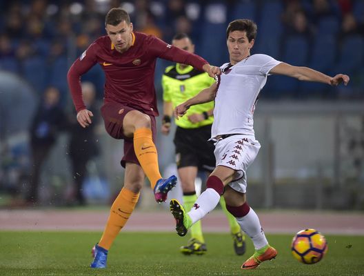 ROME, ITALY - FEBRUARY 19: Edin Dzeko of AS Roma scores a goal during the Serie A match between AS Roma and FC Torino at Stadio Olimpico on February 19, 2017 in Rome, Italy. (Photo by Luciano Rossi/AS Roma via Getty Images) ROME, ITALY - FEBRUARY 19: Edin Dzeko of AS Roma scores a goal during the Serie A match between AS Roma and FC Torino at Stadio Olimpico on February 19, 2017 in Rome, Italy. (Photo by Luciano Rossi/AS Roma via Getty Images)