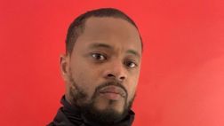 Evra stronca City e Guardiola: “Contento di non essere stato allenato da lui. Si stavano ca****o”