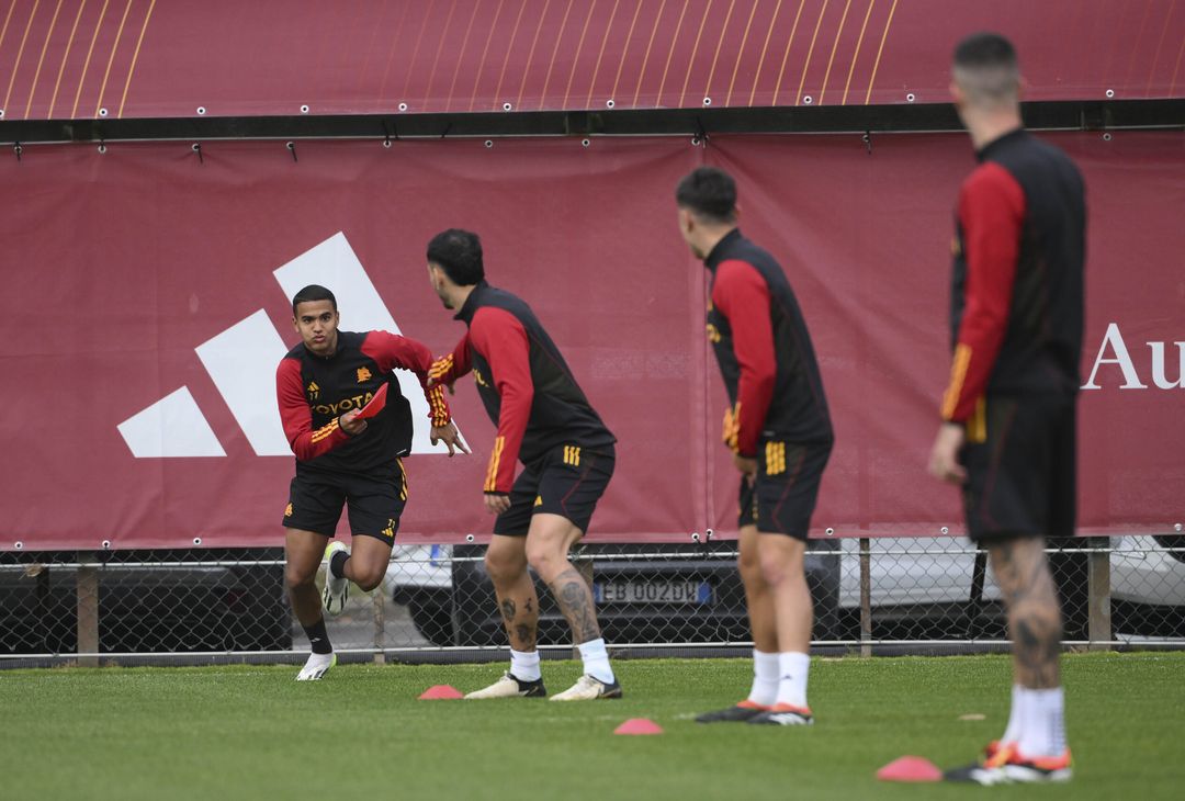 Roma, la rifinitura a Trigoria in vista dell’Inter – FOTOGALLERY - immagine 31