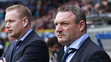 HEERENVEEN, NETHERLANDS - MAY 6: Ron Jans, head coach of sc Heerenveen looks on during the Dutch Eredivisie match between sc Heerenveen and Feyenoord held on May 6, 2012 at the Abe Lenstra Stadion in Heerenveen, Netherlands. (Photo by Vincent Jannink/EuroFootball/Getty Images)