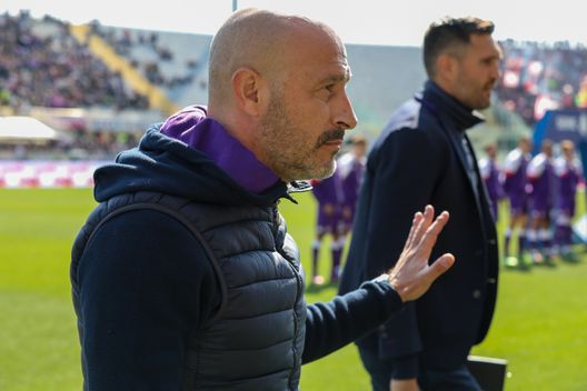 GERMOGLI PH: 13 MARZO 2022 FIRENZE STADIO ARTEMIO FRANCHI SERIE A FIORENTINA VS BOLOGNA NELLA FOTO VINCENZO ITALIANO GERMOGLI PH: 13 MARZO 2022 FIRENZE STADIO ARTEMIO FRANCHI SERIE A FIORENTINA VS BOLOGNA NELLA FOTO VINCENZO ITALIANO