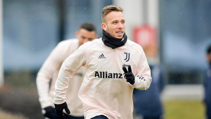 Fantacalcio Juventus, Arthur si opera: salterà le prime gare della nuova stagione Fantacalcio Juventus, Arthur si opera: salterà le prime gare della nuova stagione