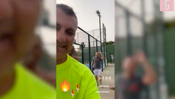 VIDEO: risate e sfottò, Vieri sfida Cassano e Corradi a padel