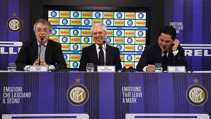 COMO, ITALY - MARCH 14:  (L-R) Massimo Moratti, Pirelli Vice Chairmain and CEO Marco Tronchetti Provera and FC Internazionale Milano president Erick Thohir during a press conference at the club's training ground on March 14, 2016 in Como, Italy.  (Photo by Marco Luzzani - Inter/Inter via Getty Images) 