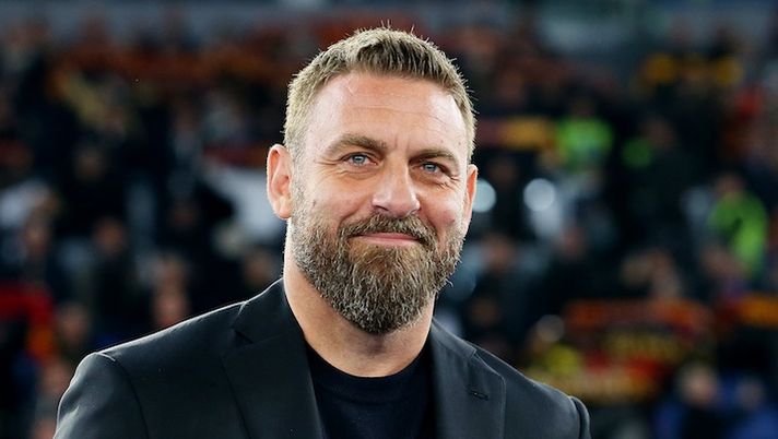 De Rossi: “Angelino, piede magico e out per crampi! Perché ho tolto Llorente e Pellegrini, Dybala…” - immagine 1