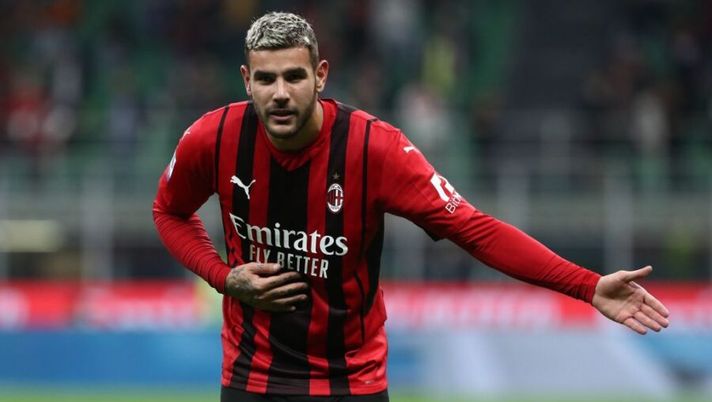 MILAN, ITALY - SEPTEMBER 22: Theo Hernandez of AC Milan celebrates his goal during the Serie A match between AC Milan and Venezia FC at Stadio Giuseppe Meazza on September 22, 2021 in Milan, Italy. (Photo by Marco Luzzani/Getty Images) LIVE – Tutti gli assist di giornata: c’è il +1 per Theo Hernandez e Zapata - immagine 1
