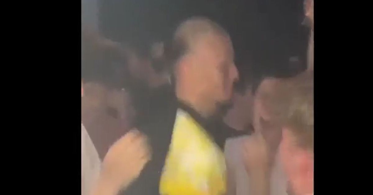 VIDEO / Haaland scatenato: va in discoteca con la tuta del Borussia!
