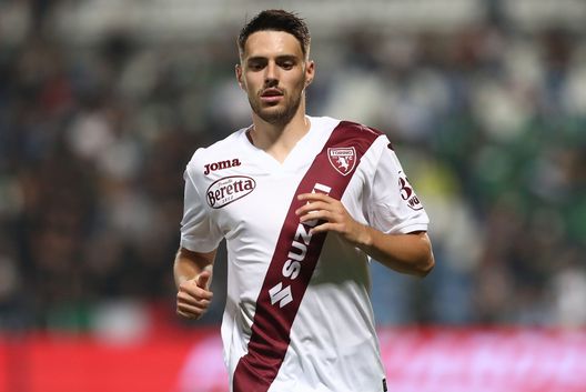 REGGIO NELL'EMILIA, ITALY - SEPTEMBER 17: Josip Brekalo of Torino FC looks on during the Serie A match between US Sassuolo and Torino FC at Mapei Stadium - Citta' del Tricolore on September 17, 2021 in Reggio nell'Emilia, Italy. (Photo by Marco Luzzani/Getty Images)