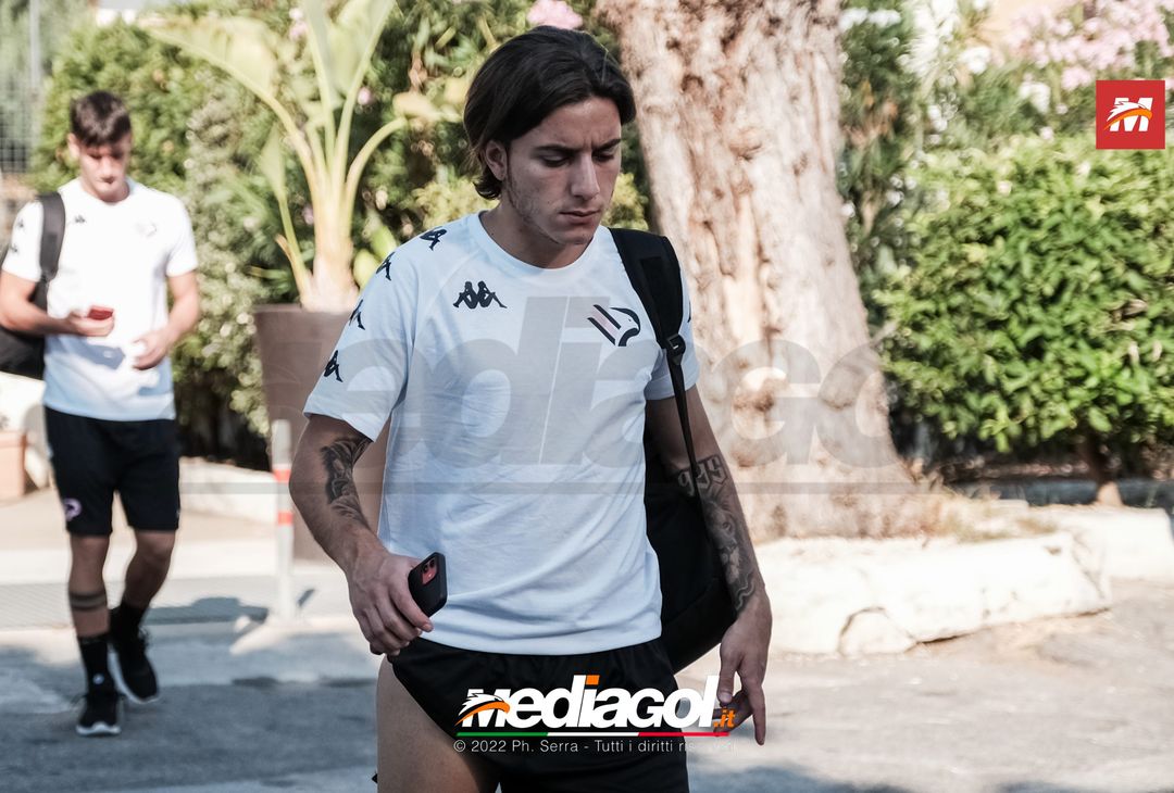 FOTO RITIRO PALERMO, i rosanero si dirigono in palestra (Gallery) - immagine 18