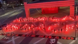 Milan, le immagini della Curva Sud davanti alla sede / VIDEO