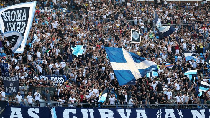Napoli supporters during the Serie A match (Photo by Francesco Pecoraro/Getty Images) Napoli supporters during the Serie A match (Photo by Francesco Pecoraro/Getty Images)