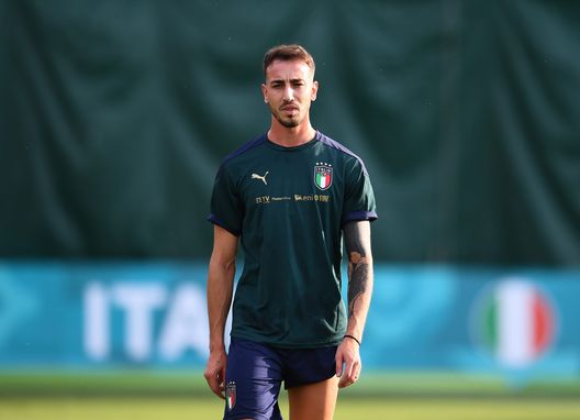 FLORENCE, ITALY - JUNE 24: Gaetano Castrovilli of Italy in action during the Italy training session at Centro Tecnico Federale di Coverciano on June 24, 2021 in Florence, Italy. (Photo by Claudio Villa/Getty Images) FLORENCE, ITALY - JUNE 24: Gaetano Castrovilli of Italy in action during the Italy training session at Centro Tecnico Federale di Coverciano on June 24, 2021 in Florence, Italy. (Photo by Claudio Villa/Getty Images)