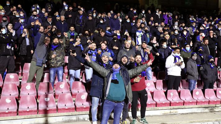 Inter, striscione della Nord: “La fede non si svende, vicini a ultras Salernitana” - immagine 1