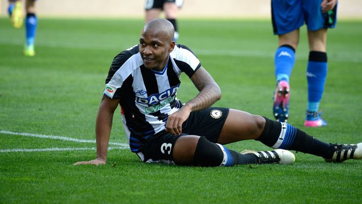 UDINE, ITALY - FEBRUARY 19: Santos Samir Caetano De Souza of Udinese Calcio looks on during the Serie A match between Udinese Calcio and US Sassuolo at Stadio Friuli on February 19, 2017 in Udine, Italy. (Photo by Dino Panato/Getty Images) UDINE, ITALY - FEBRUARY 19: Santos Samir Caetano De Souza of Udinese Calcio looks on during the Serie A match between Udinese Calcio and US Sassuolo at Stadio Friuli on February 19, 2017 in Udine, Italy. (Photo by Dino Panato/Getty Images)