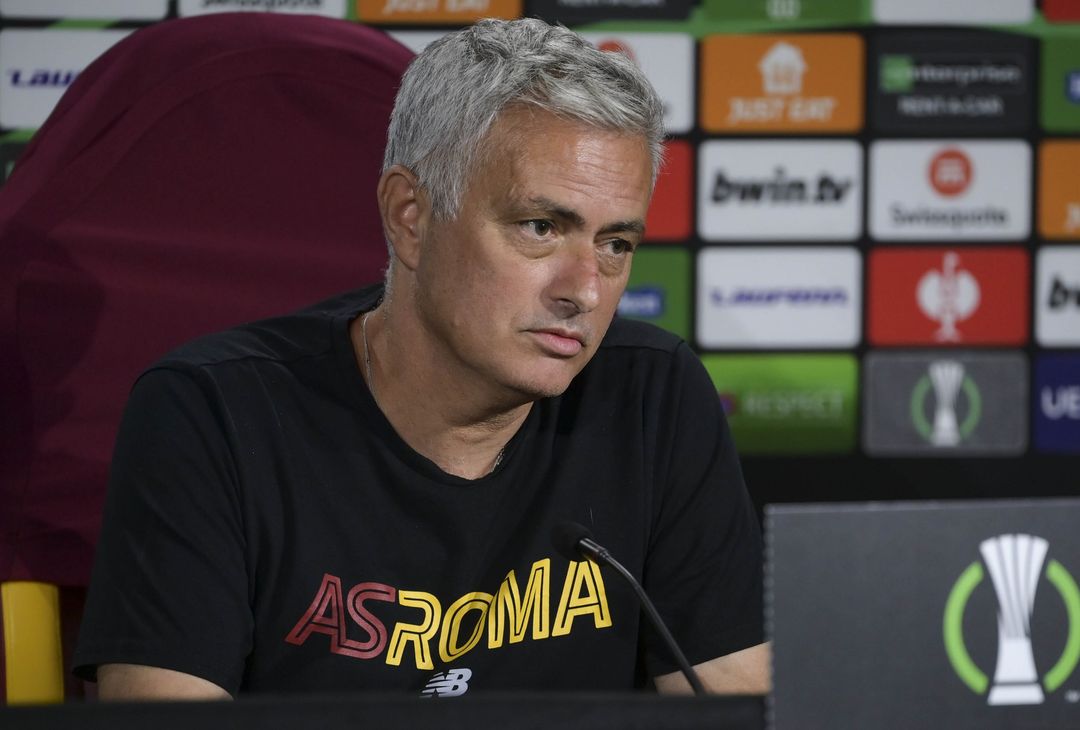 Roma, la conferenza stampa di Mourinho durante il Uefa Media Day – FOTO GALLERY - immagine 4