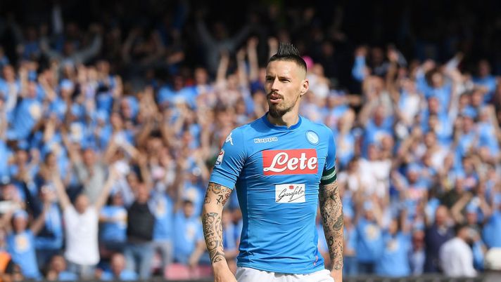 NAPLES, ITALY - MAY 06: Marek Hamsik of SSC Napoli celebrates after scoring the 2-1 goal during the serie A match between SSC Napoli and Torino FC at Stadio San Paolo on May 6, 2018 in Naples, Italy.  (Photo by Francesco Pecoraro/Getty Images)  NAPLES, ITALY - MAY 06: Marek Hamsik of SSC Napoli celebrates after scoring the 2-1 goal during the serie A match between SSC Napoli and Torino FC at Stadio San Paolo on May 6, 2018 in Naples, Italy.  (Photo by Francesco Pecoraro/Getty Images)
