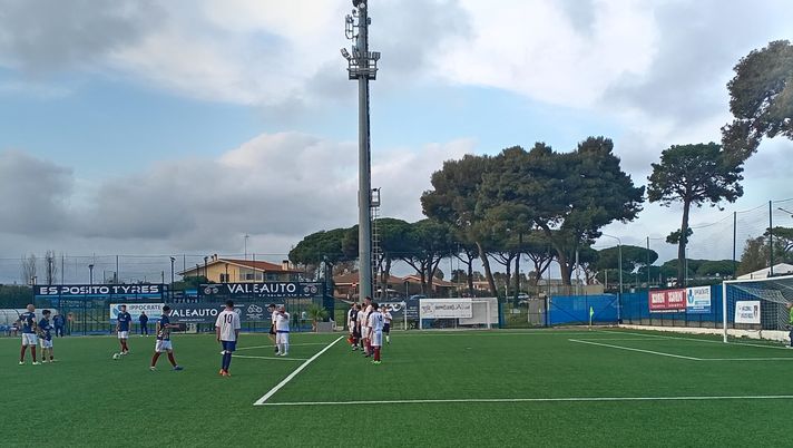 Derby sociale tra la Polizia e i Pugili: vince la solidarietà Derby sociale tra la Polizia e i Pugili: vince la solidarietà - immagine 1