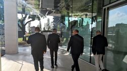 FOTO / Ausilio, Marotta e Antonello lasciano la sede dell’Inter