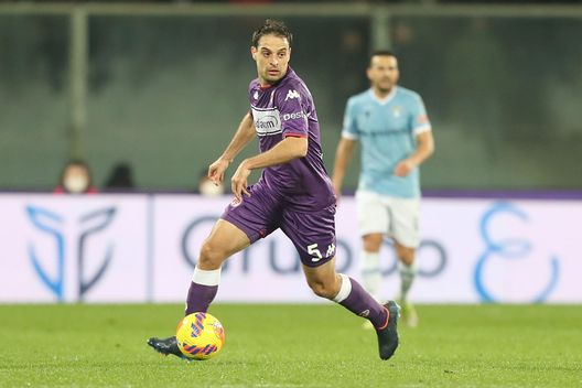 FLORENCE, ITALY - FEBRUARY 05: Giacomo Bonaventura of ACF Fiorentina in action during the Serie A match between ACF Fiorentina and SS Lazio at Stadio Artemio Franchi on February 5, 2022 in Florence, Italy. (Photo by Gabriele Maltinti/Getty Images) Italiano furente: “Jack non può fare questi errori. Finiamo sempre in 10”- immagine 2