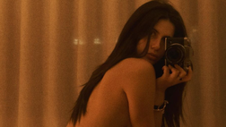 Ines Trocchia più hot che mai. La showgirl ammutolisce il web col suo selfie piccante