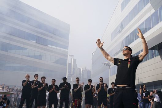 Zlatan Ibrahimovic AC Milan Festa Scudetto Serie A 2021-2022